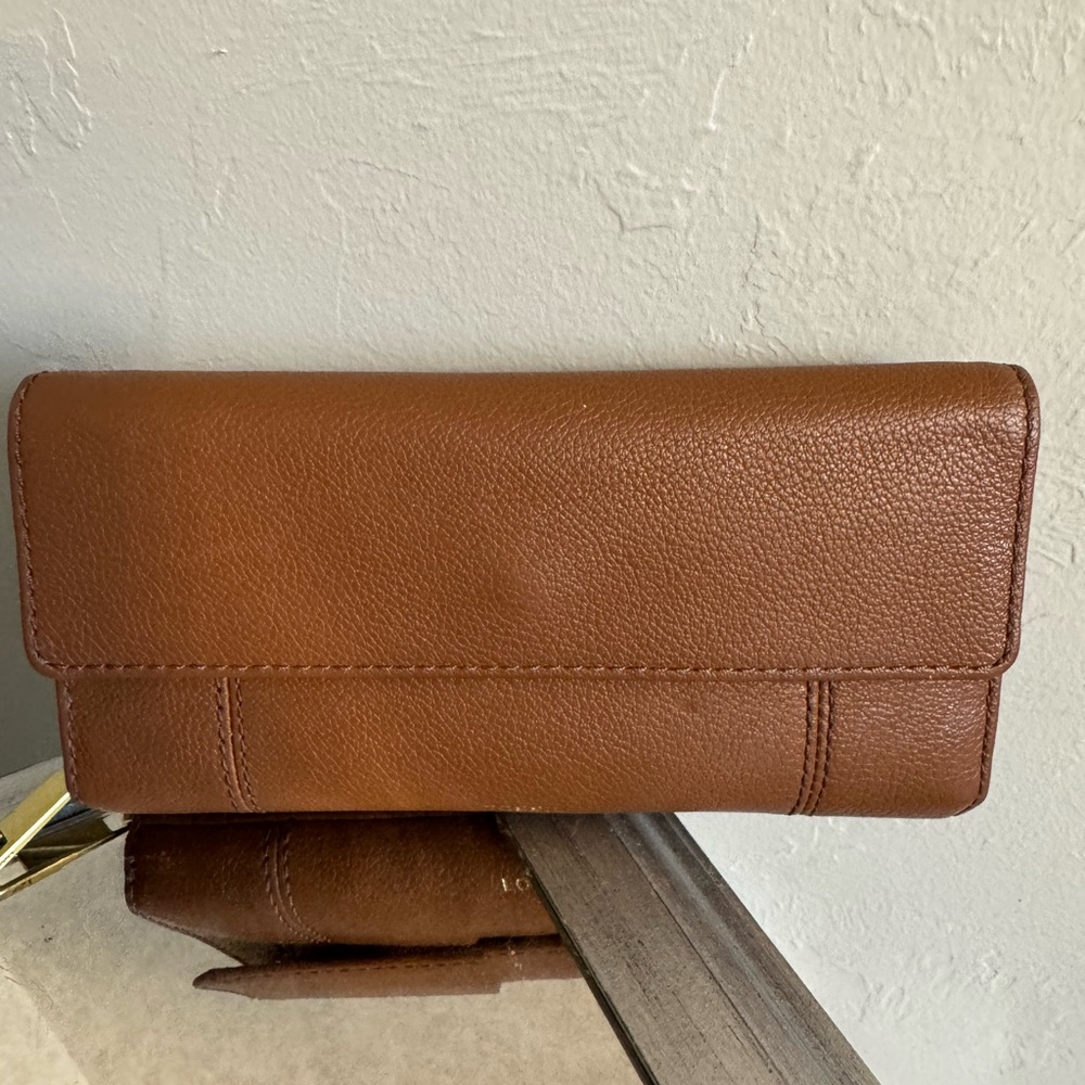 Fossil Cognac Leather Fold-Over Wallet